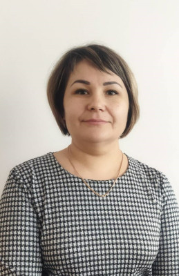 Распопова Олеся Владимировна.