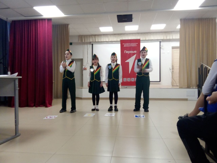 Мы за безопасность на дороге .